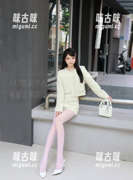 “17吃瓜中心”app居然有那么多瓜，感觉像是被撑死的节奏啊！