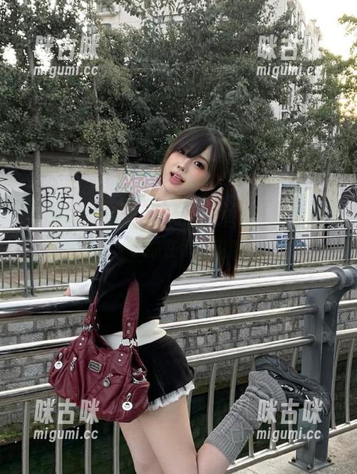 更新之后，51.cc官网……求截图，大家都在悄悄说啥？