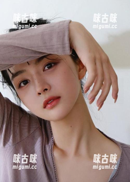 快来下载51吃瓜，直达神奇瓜圈，走，不聊又能聊啥！