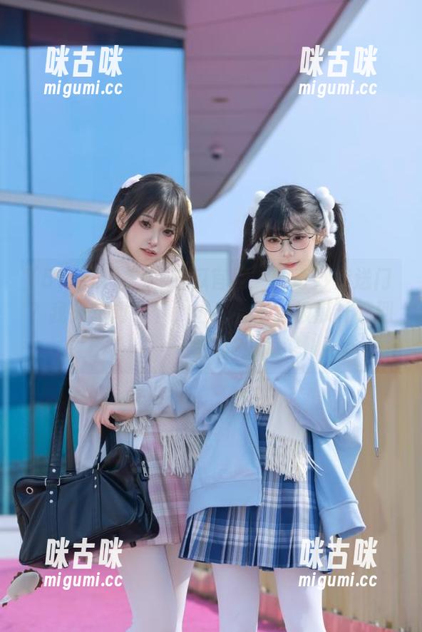 “51吃瓜官网”的奇妙传送门？我只想问一下，进去会不会被瓜汁喷到一脸啊？