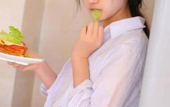 看视频得小心：51每日吃瓜教你如何不再“丢失”网址！