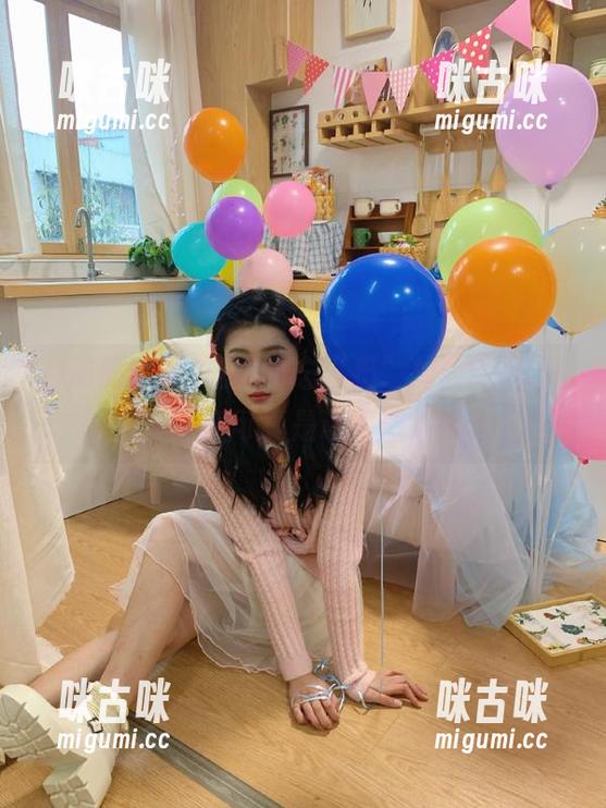 吃瓜不忘“扔”掉，58吃瓜网苹果版可真是让人想咕咕！