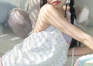 在网页上游荡,真香气息扑面而来,原来是61吃瓜.cc的幽默感!