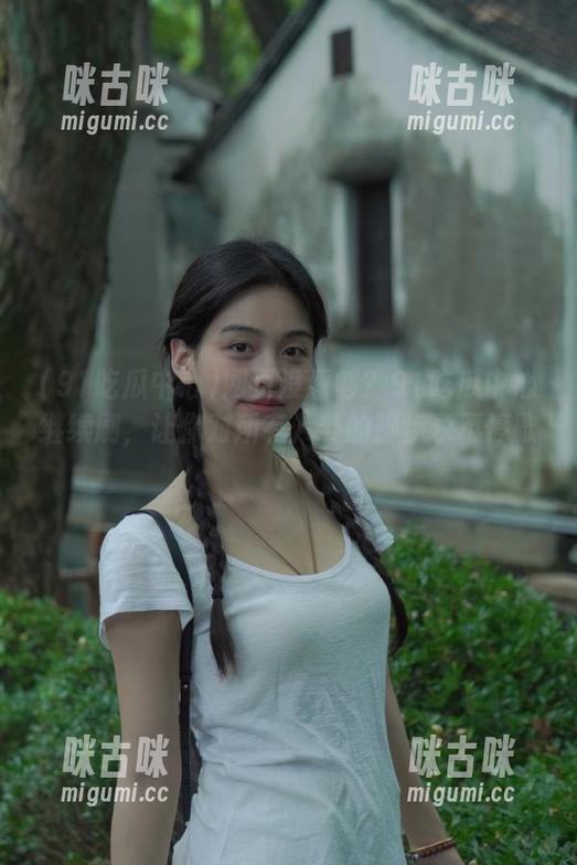 91吃瓜中心 网页没看够?91吃瓜中心继续刷,让你对所有八卦的脚步永不停歇!