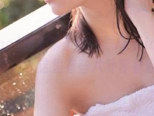 别无聊了快来“heiliao.su”传送门，这里有些八卦等着你！