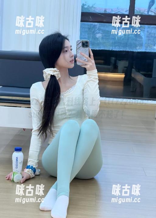 tttzzz 这条黑料线路上,tttzzz668.su都在说啥?我快跟不起了!