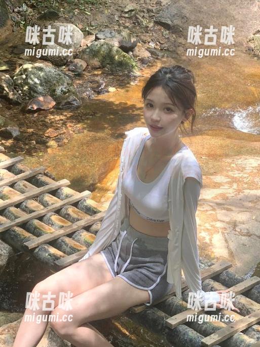 在www51cg上，收藏的意义又仿佛变得不那么简单，如谜般的存在？