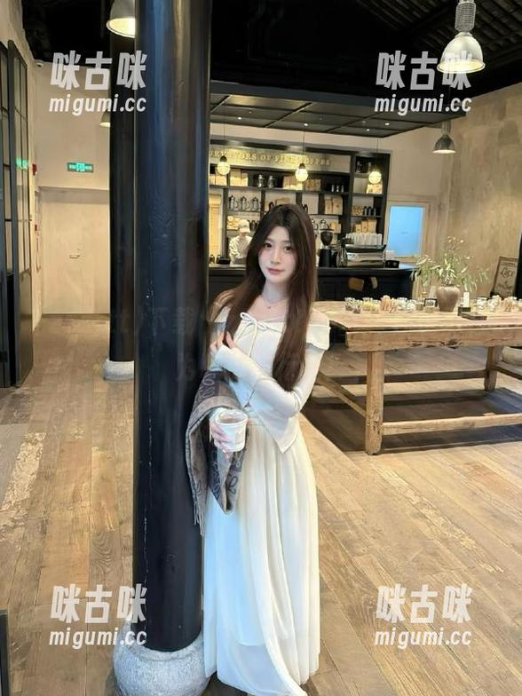 下载“zzzttt04”，你也能成为吃瓜的行家！