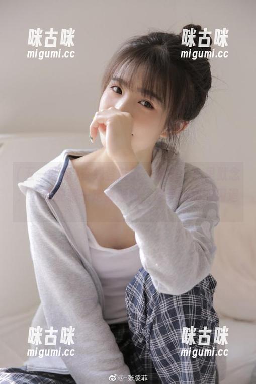 五一吃瓜 在线登陆五一吃瓜,心里默念:下载安装一定要顺利,避免尴尬的闪退。