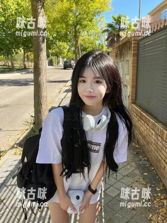 五一吃瓜网 五一吃瓜网给我一种今天吃的瓜能永久保鲜的错觉。