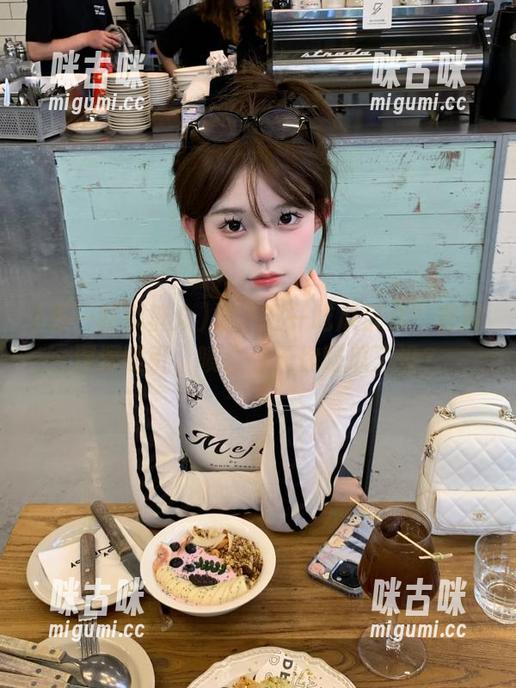 五一吃瓜群众 被“五一吃瓜群众”官网深深吸引,啧,今天你吃瓜了没?
