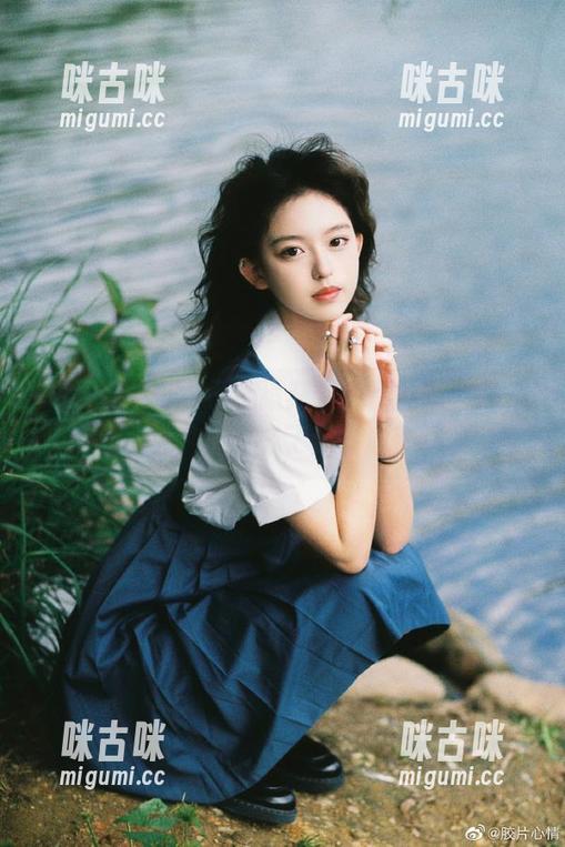 不小心猎获“免费吃瓜”网站永久特供，瞬间成了内幕狂热份子！