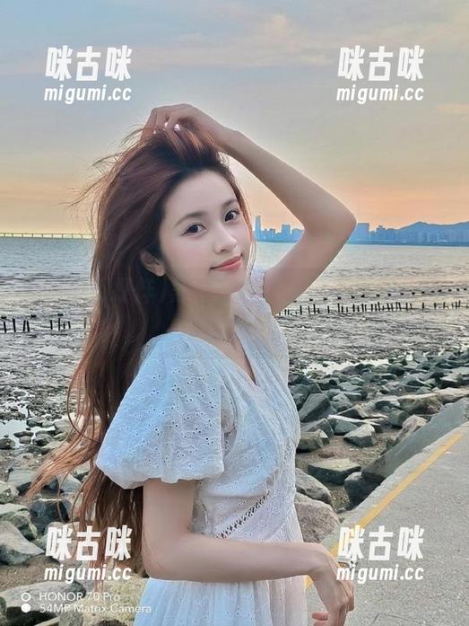 黑料在线，吃瓜不打烊，表演连载中！