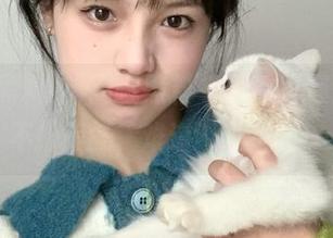 “网曝黑料”app再爆猛料，不撸不撕，难道不听不闻？