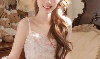 好朋友推荐的美女黑料网app,啊,原来薯片和八卦也可以完美结合?