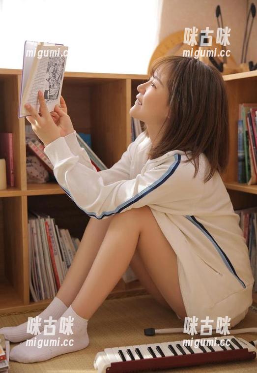 登录苹果版，黑料不打烊，堪比美食的丰盛啊