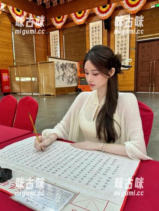 zztt47.su黑料不打烊，跟我分享抓拍的那一瞬！
