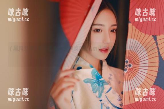 在线看戏，黑料吃瓜.com正当时，八卦更比八卦吃得香！