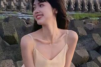 下载黑料吃瓜不打烊，看污上天，顺便撩个瓜！