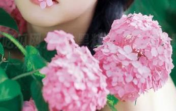 直达黑料吃瓜网，下载只需一秒，瓜田里什么都听说！