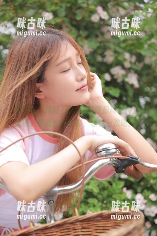 造访黑料吃瓜网站网址，发现八卦屡出新花样，让你一次吃尽！
