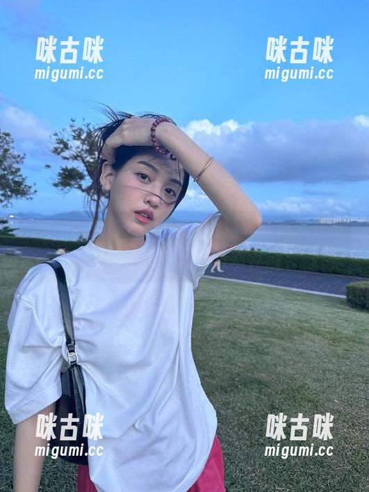 别捂嘴，万篇长征黑料正能量导航让你在八卦天堂开挂！