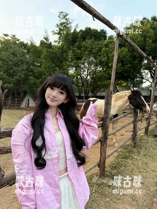 “黑料社”：直达你的八卦欲，内容比八卦还八卦！
