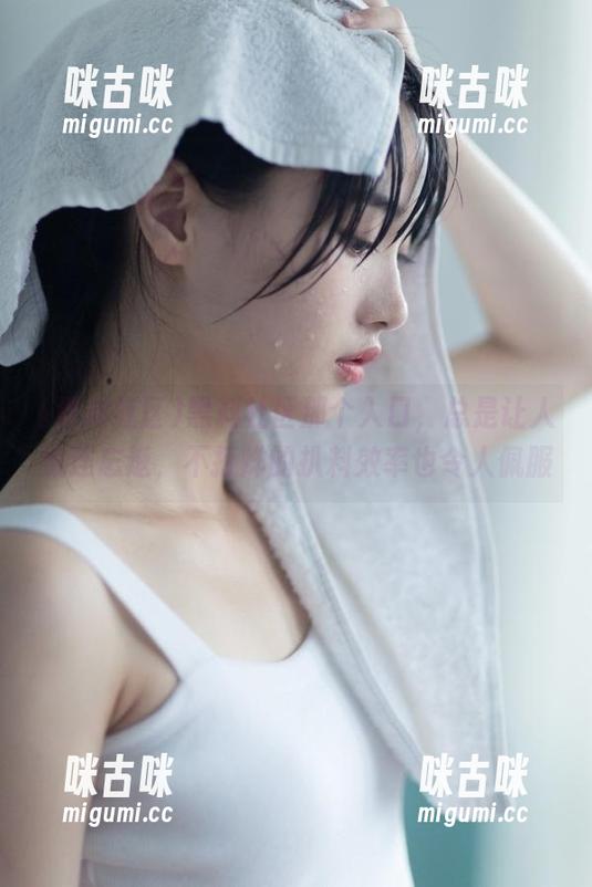 黑料社区那个入口，总是让人流连忘返，不打烊的扒料效率也令人佩服