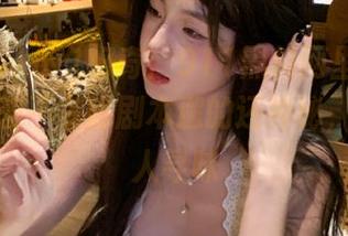 永久好奇：911黑料网里有的“新闻”差不多比剧本遛的还神秘，果然耐人寻味