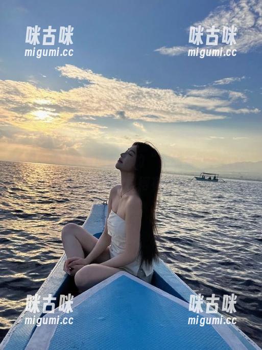 黑料网首页的“在线看”，就让我想说，这瓜真多得有点儿过分。