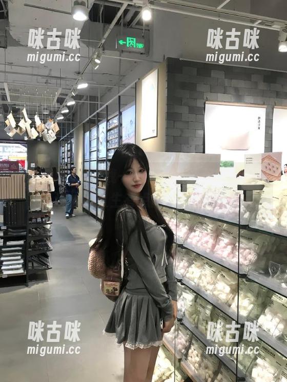 扶我一把，永久追踪黑料网址，这样的人生有点离谱但好爱啊！